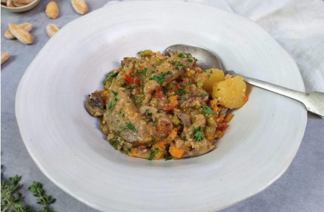 ESTOFADO DE SEITÁN Y ZANAHORIAS.